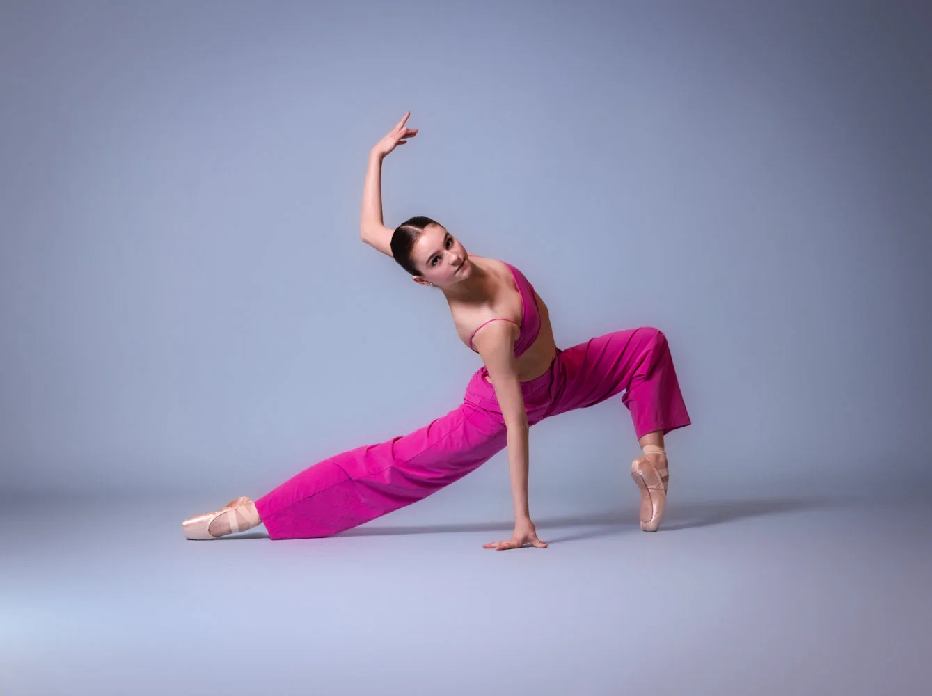 Dance portrait from Sparrow Studios' Ballet Poses series, photograph 24 of 32.