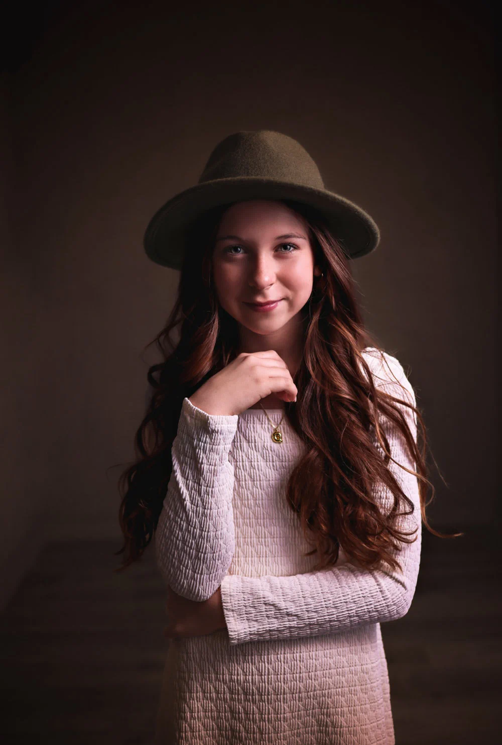 Individual studio portrait from Sparrow Studios' Individual Portraits series, photograph 24 of 29.